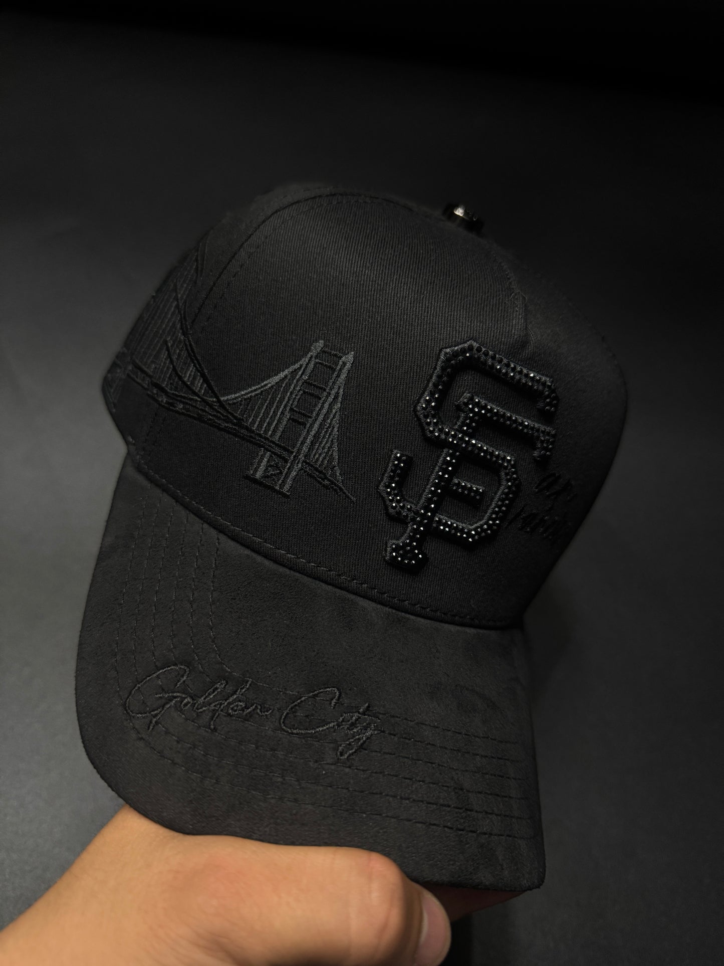 aSan Francisco Total Black