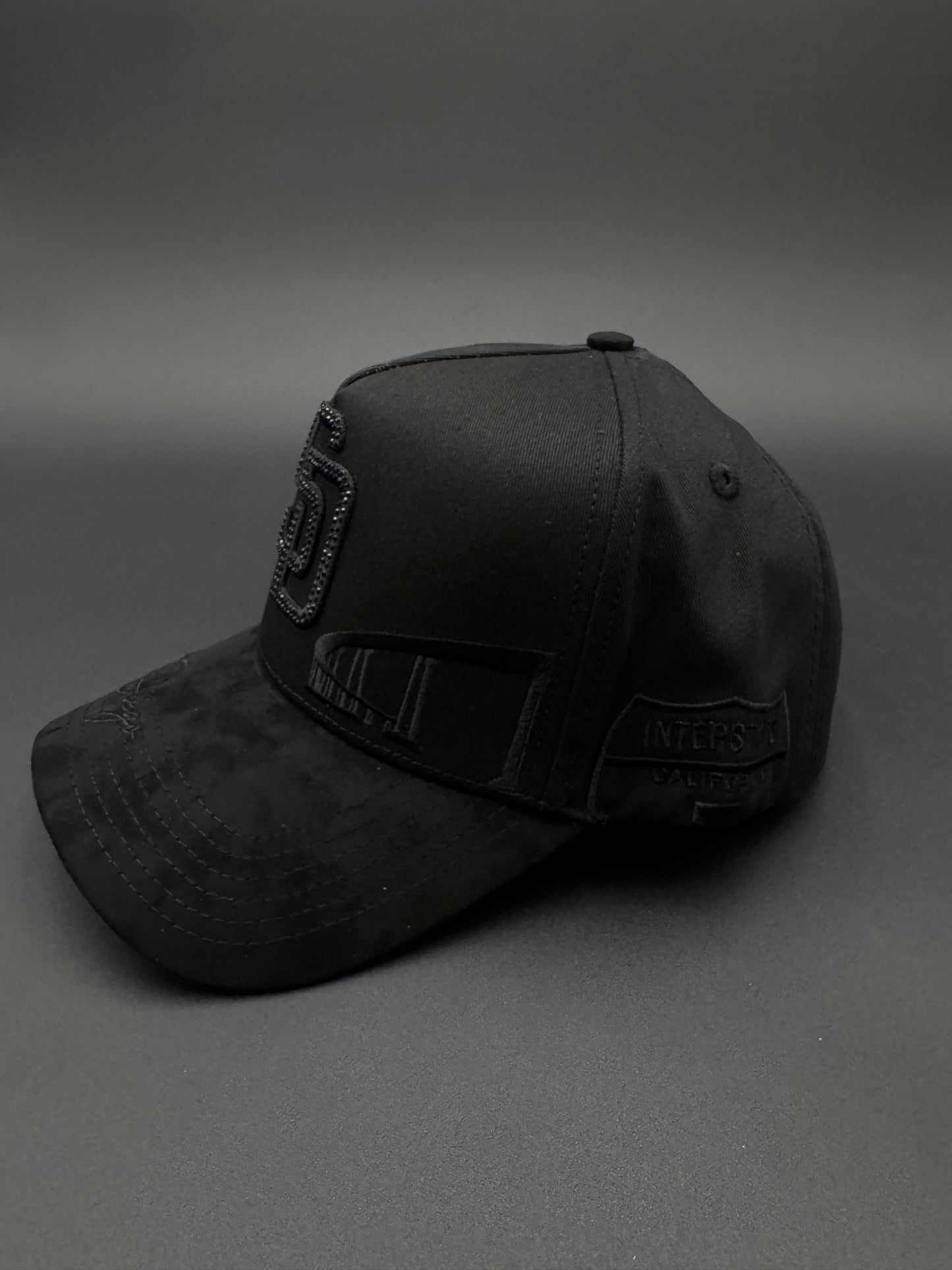 aSan Diego Total Black